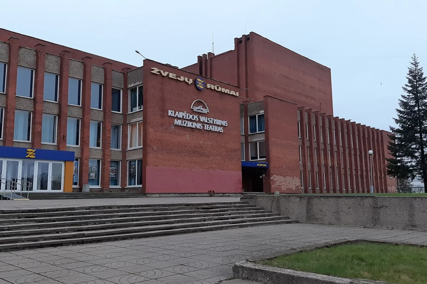 Žvejų rūmų parduoti neketinama