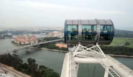 Singapūre pradėjo veikti didžiausias apžvalgos ratas