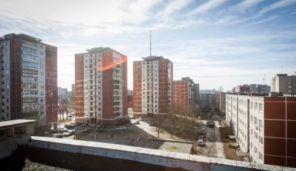 Būsto paklausa nedingo, tik jie per brangūs