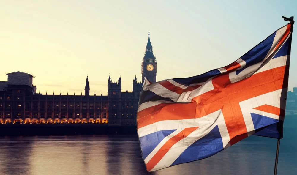 Britanijoje parduodamas XIX a. sala-fortas