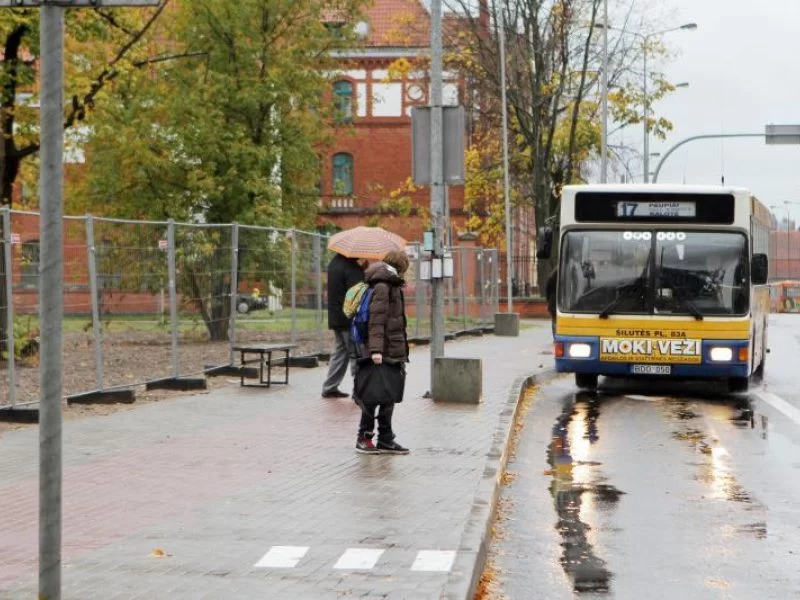 pastogės stotelėse