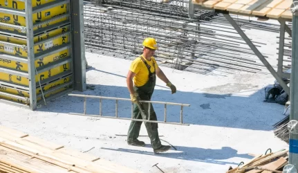 Siūloma švęsti ir Statybininkų dieną