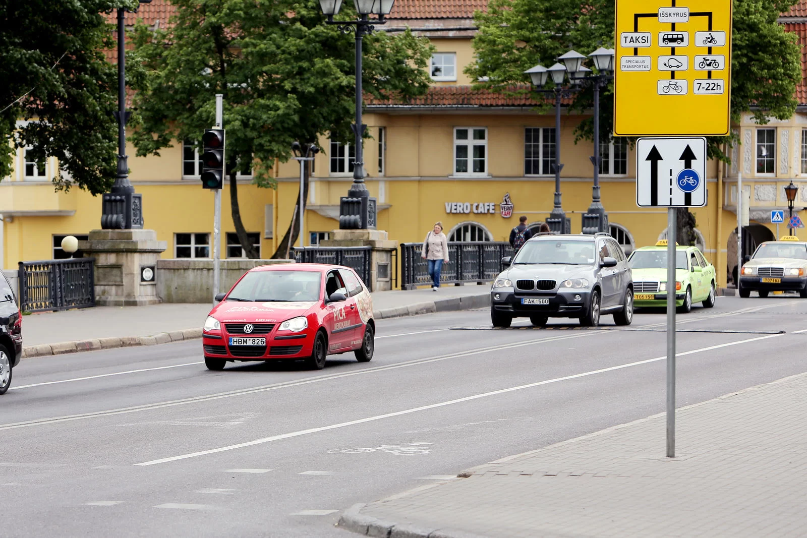 Tiltų gatvės komisija “nepaleidžia”