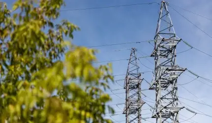 Latviai elektros tiltui į Švediją siūlo savo šalį