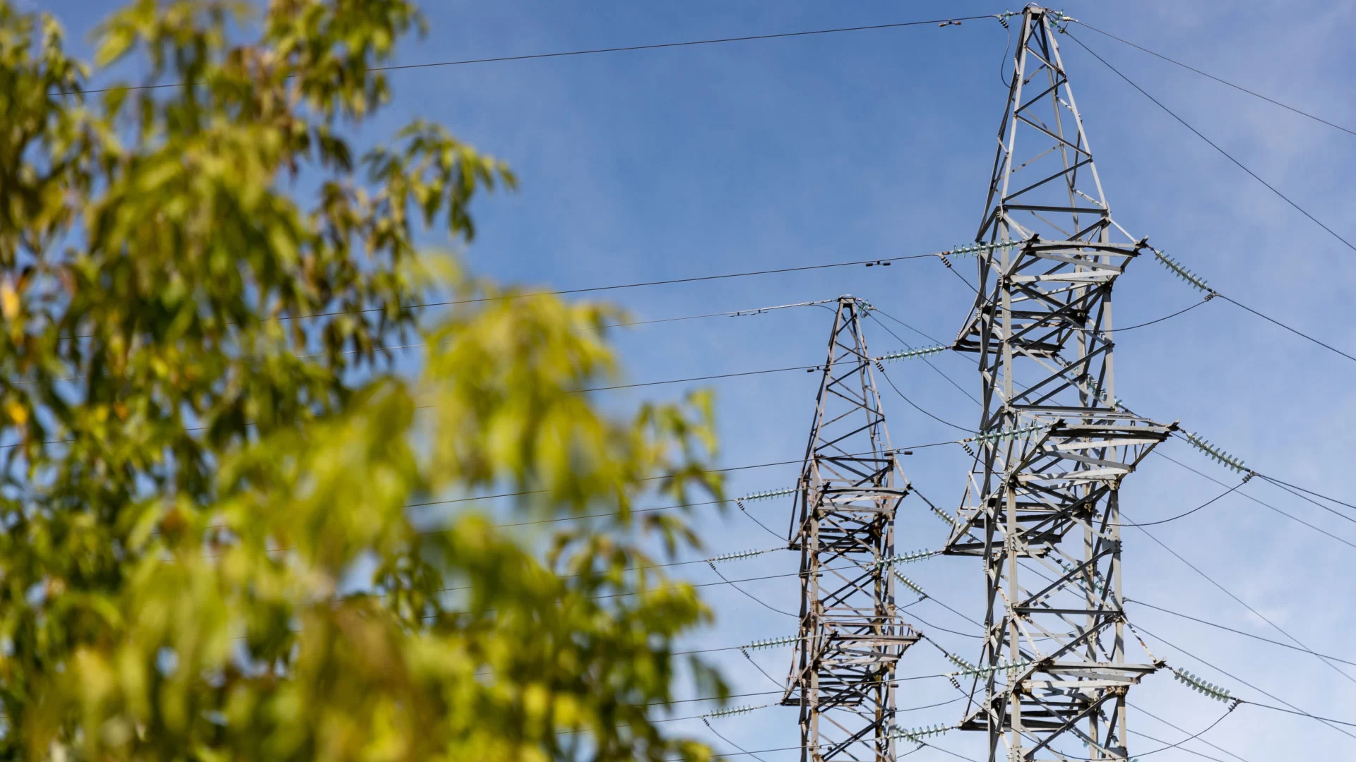 Latviai elektros tiltui į Švediją siūlo savo šalį