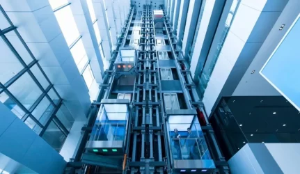 Greičiausi pasaulyje liftai įrengti naujajame Pasaulio finansų centre Šanchajuje
