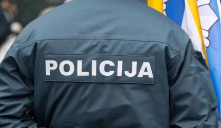 nusikaltimai pareigūnai
