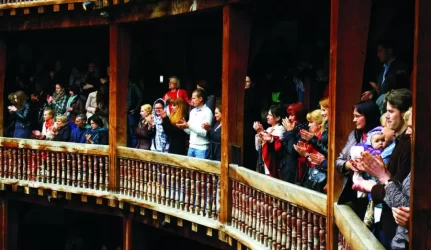 Uždarytas teatras kuria “Hamletą”