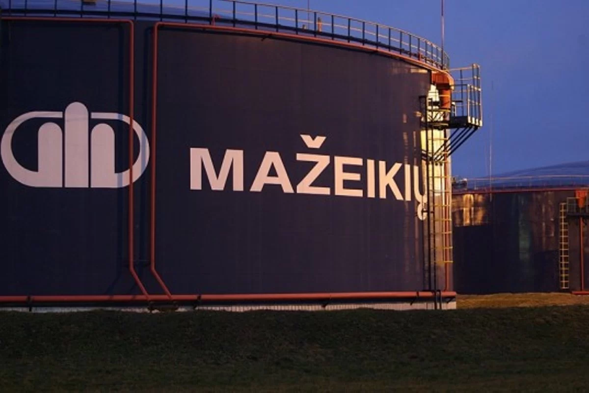 Degalinių atstovai skundžia “Mažeikių naftą”