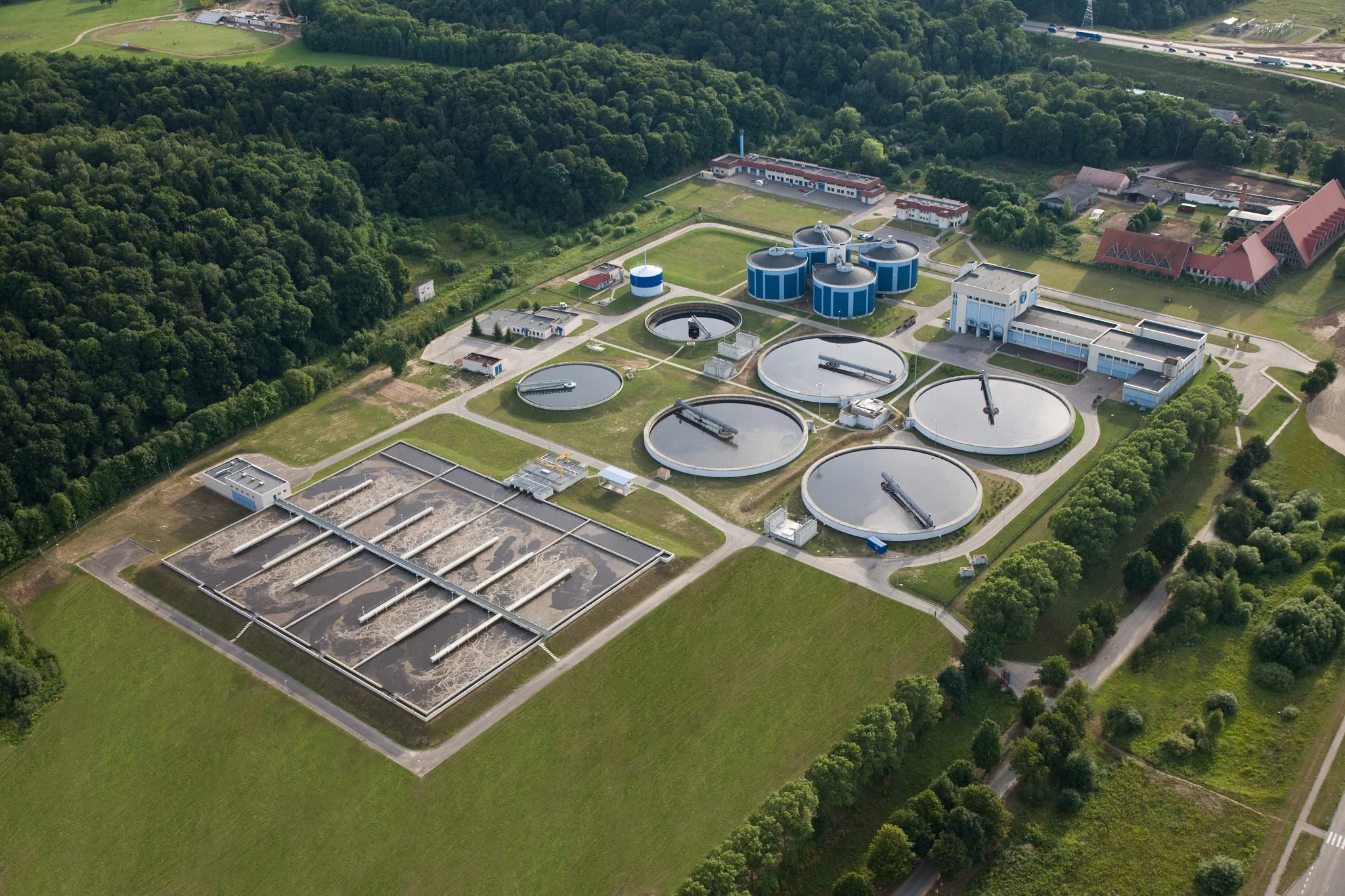 Iškilmingai atidaryti Kauno biologinio vandens valymo įrenginiai