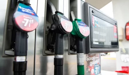 Kaimynų benzinas pigesnis