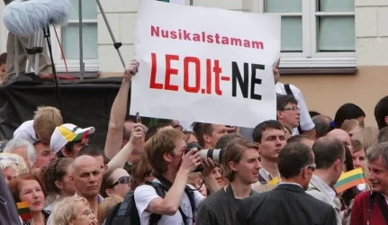 LEO LT