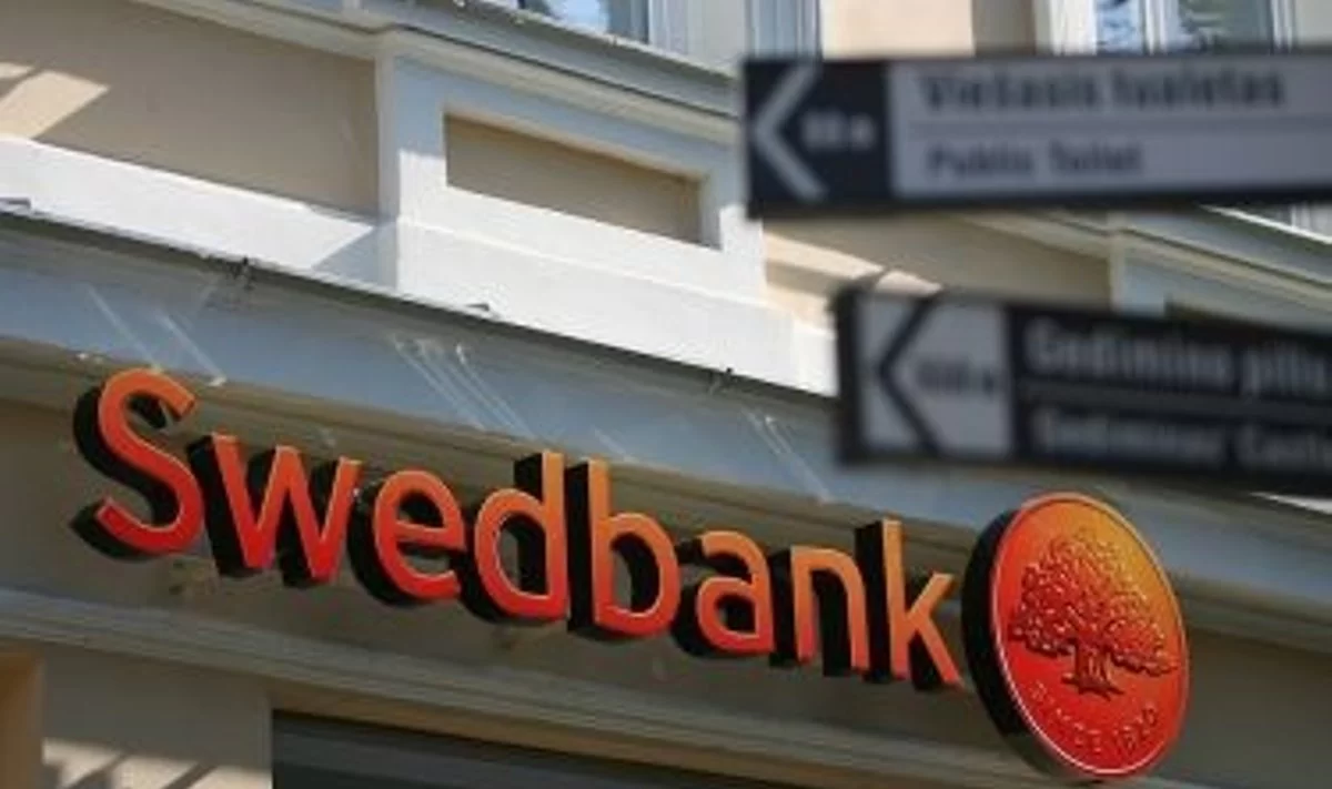 Latvijos “Swedbank” atleidžia 200 darbuotojų