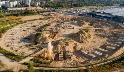 Nacionalinio stadiono statybos darbai vyksta dviem pamainom