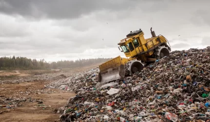 Aukštrakių sąvartyno vadovai įrodinėja, kad apgaulės priimant atliekas negali būti