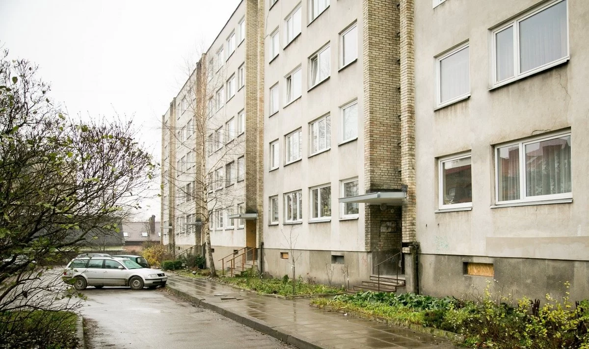 Daugiabučių gyventojai telkiasi kovai su sąvartynais virtusių butų savininkais
