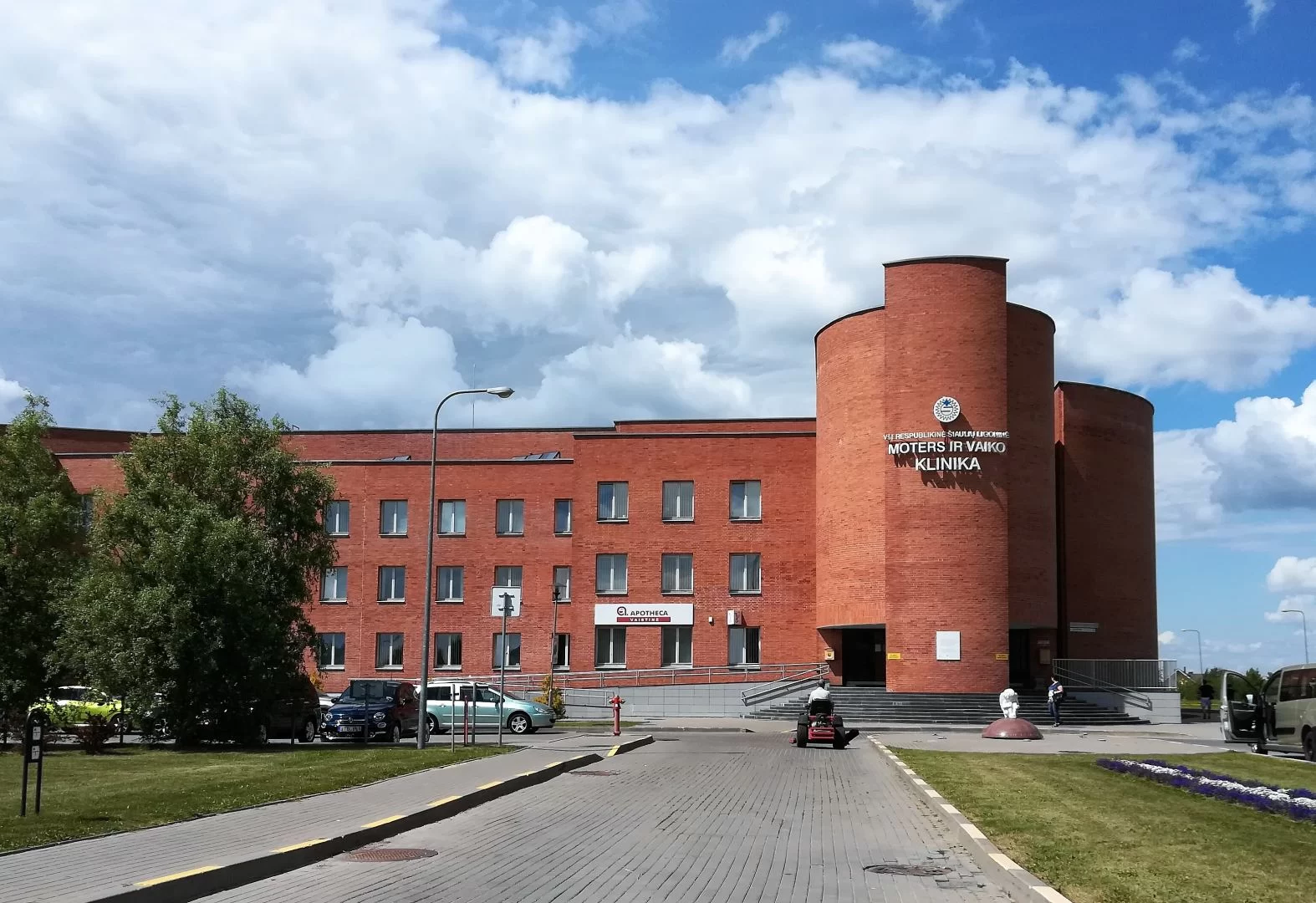Dešimtmetį statytoje Motinos ir vaiko klinikoje – įkurtuvės