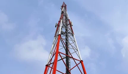 Klaipėdiečiai protestuoja prieš mobiliųjų tinklų antenas