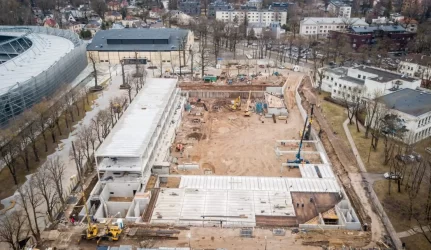Nauja statyba – alėjos siaurinimo pradžia
