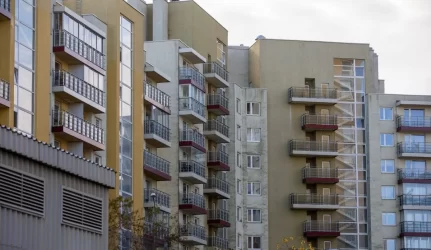Seni daugiabučiai