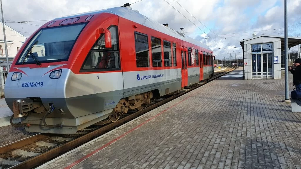Traukinio maršrutas iš oro uosto