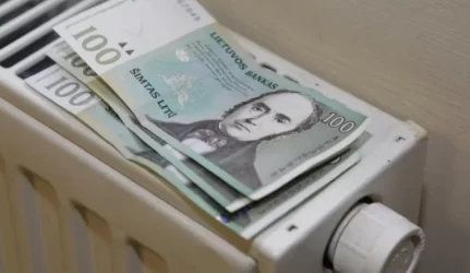 Kainų komisija siūlo šilumos kainas peržiūrėti kas mėnesį