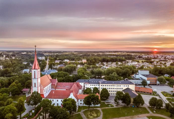 Kretingos ir Šiaulių įmonėse darbo neteks grupės darbuotojų