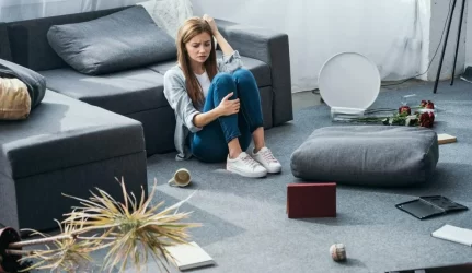 Profsąjunga bandys sutaikyti baldininkus ir valdininkus