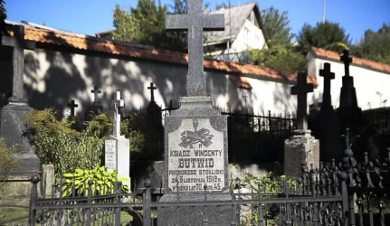 Galvosūkis savivaldybei – butas Bernardinų kapinėse