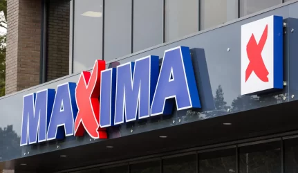“Maxima” atsisako įprastų plastikinių maišelių