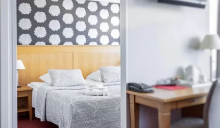 Šalia Kuršių aikštės – P. Kravto viešbutukas