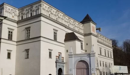 Valdovų rūmams – 18 mln. litų daugiau