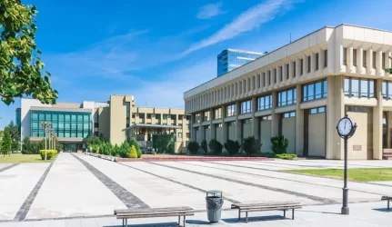 Dėl patalpų parlamentarui – erzelis