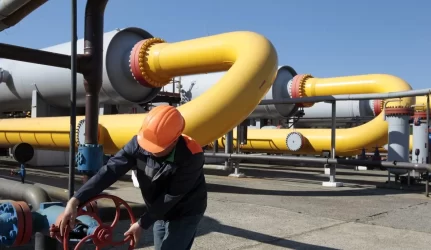 JAV ragina Rusiją atnaujinti dujų tiekimą Ukrainai