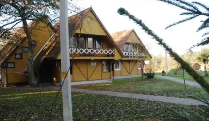 Melnragės dangoraižis