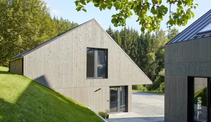 naujai pastatyti namai