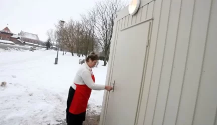 Prokurorai narstys tualeto statybas