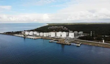 Sprendžiamas “Klaipėdos naftos” likimas