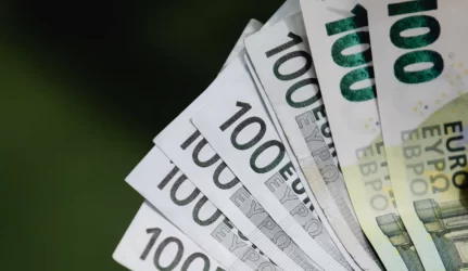 Premjeras pinigus verslui žada kovo mėnesį