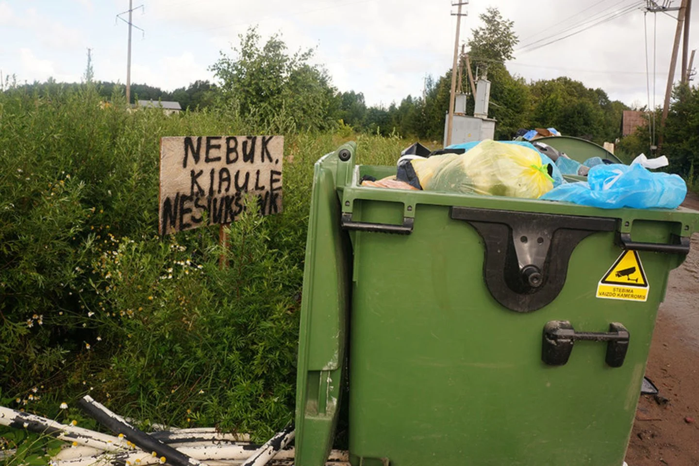 mokečiais už atliekas