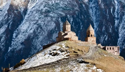 Statybininkų žvilgsniai krypsta į Gruziją