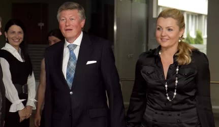 Artūras Paulauskas: nauja daugiabučių renovacija – karinė diktatūra