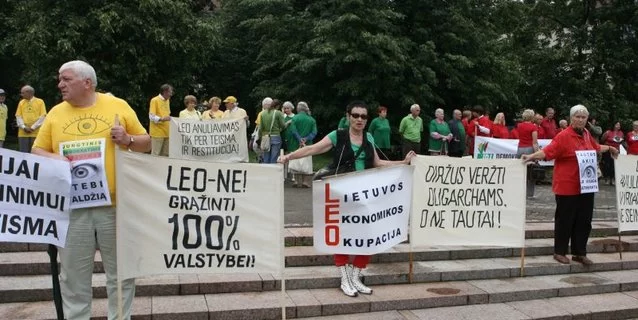 Leo lt