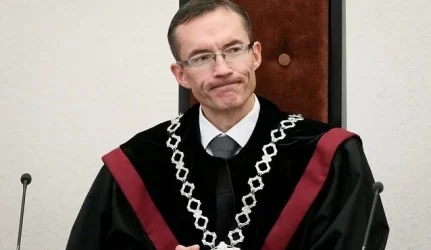 KT teisėjas E.Šileikis pateikė atskirąją nuomonę dėl “Leo LT” steigimo konstitucingumo