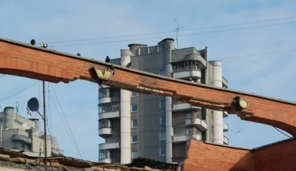 Šeškinėje sugriuvo dalis prekybos centro