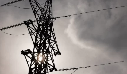 Elektra atpigs 4 centais už kilovatvalandę