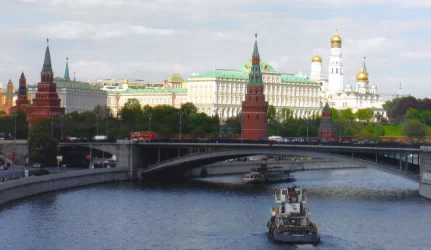 Būstų kainos krenta ir Maskvoje