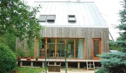 Namai parduodami maždaug trečdaliu pigiau