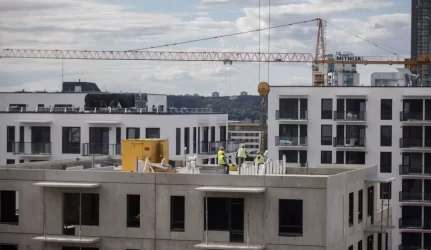 "Merko statyba" norėdama sustabdyti Palangos oro uosto konkursą turės sumokėti 4,5 mln. litų užstatą