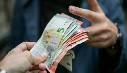 Kyšiai klupdo ir latvių energetikus